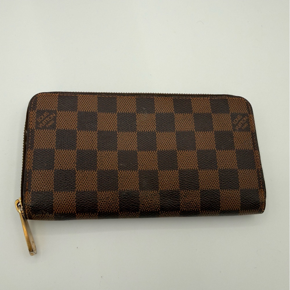 Louis Vuitton Damier Ebene Ziparound Wallet
